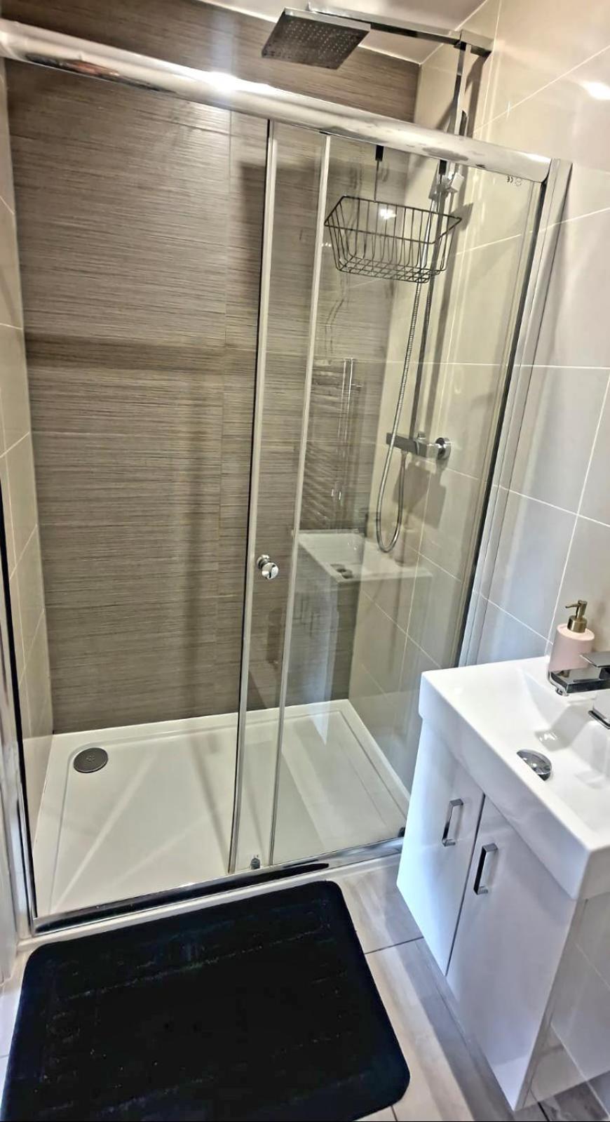 Penelope Ensuite Double Room London Luaran gambar