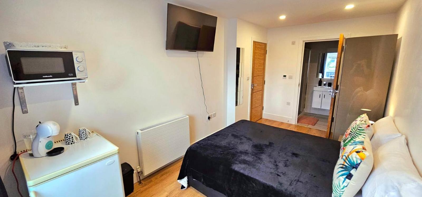 Penelope Ensuite Double Room London Luaran gambar